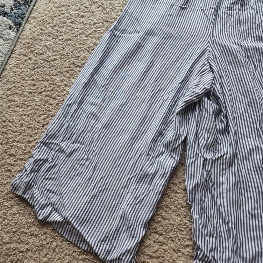 Old Navy Linen Striped Cotton Sleeveless Wide Leg Jumpsuit NWT SP - Picture 3 of 6